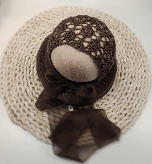 Victoria Bonnet & Wrap 80"+ in Chocolate