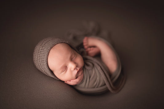 Newborn Oakley Bonnet RTS