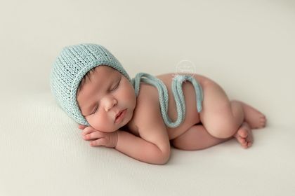 Newborn Oliver Bonnet RTS