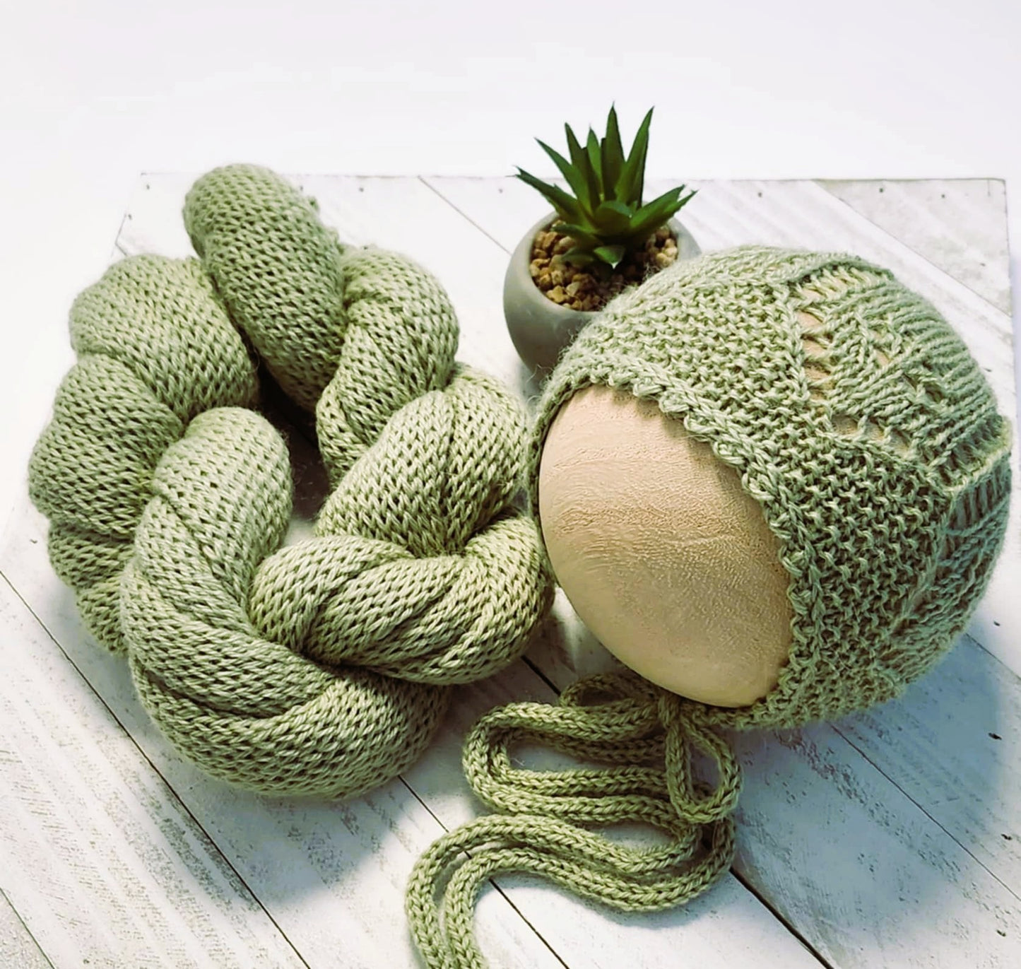 Audrey Bonnet & Wrap Set