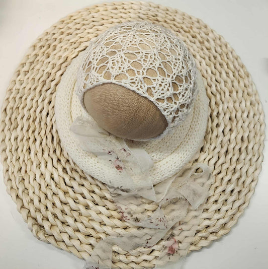 Victoria Bonnet & Wrap 80"+ Wrap in Off White