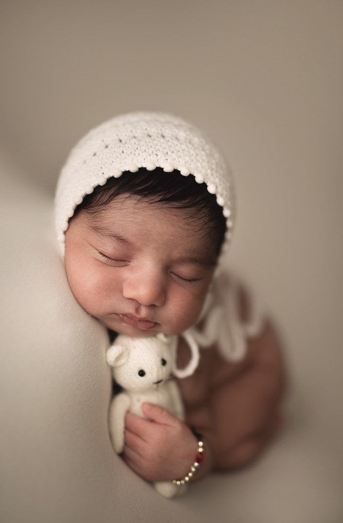 Pebbles Newborn Bonnet