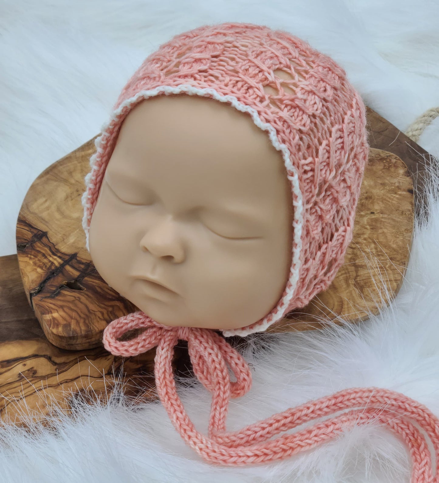 Newborn Cressida Bonnet RTS