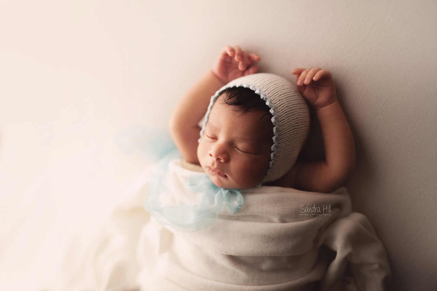 Newborn Bonnet with Trim RTS