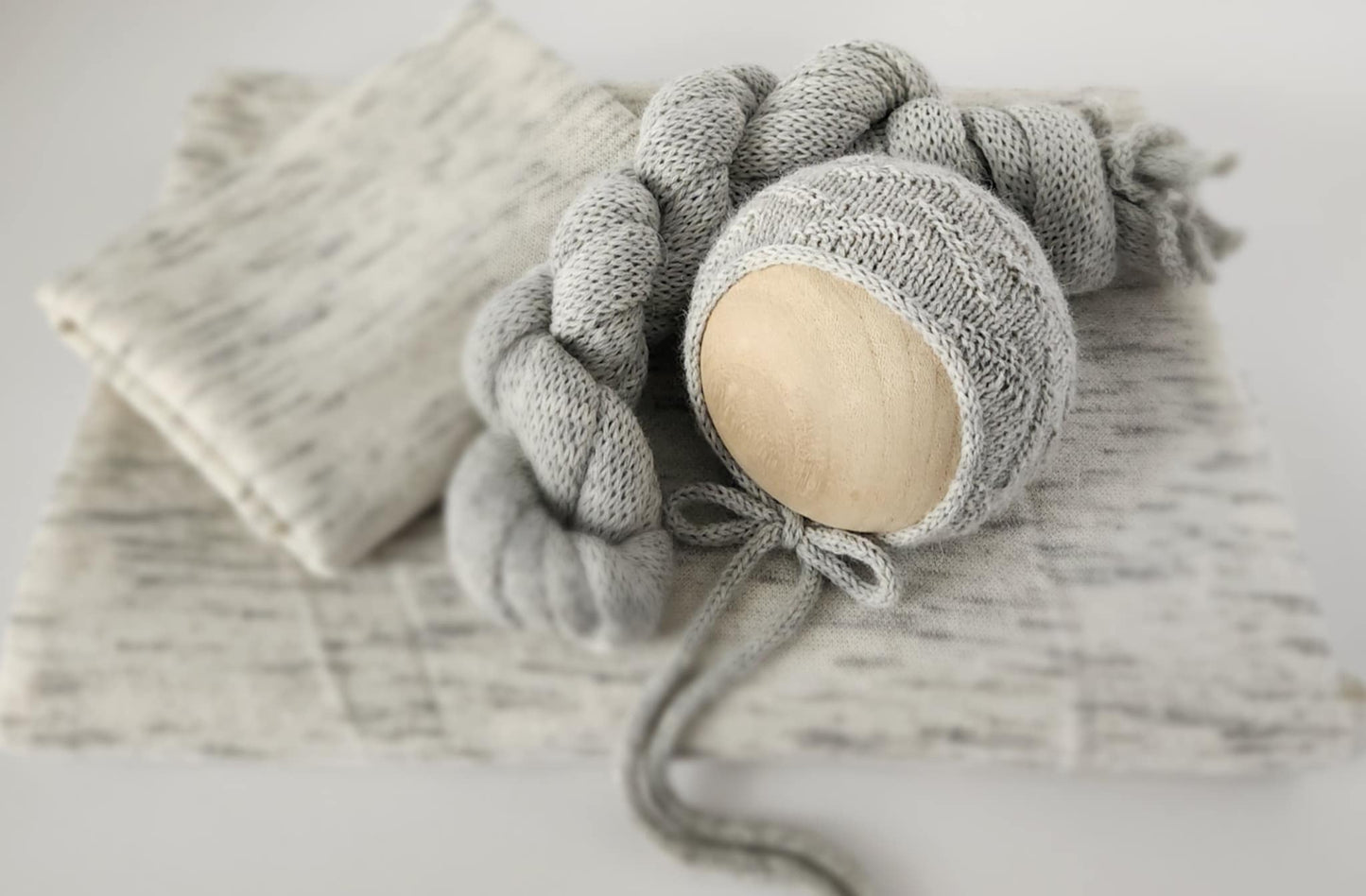 Neutral Backdrop, Stretch Wrap, Bonnet & Wrap Sets