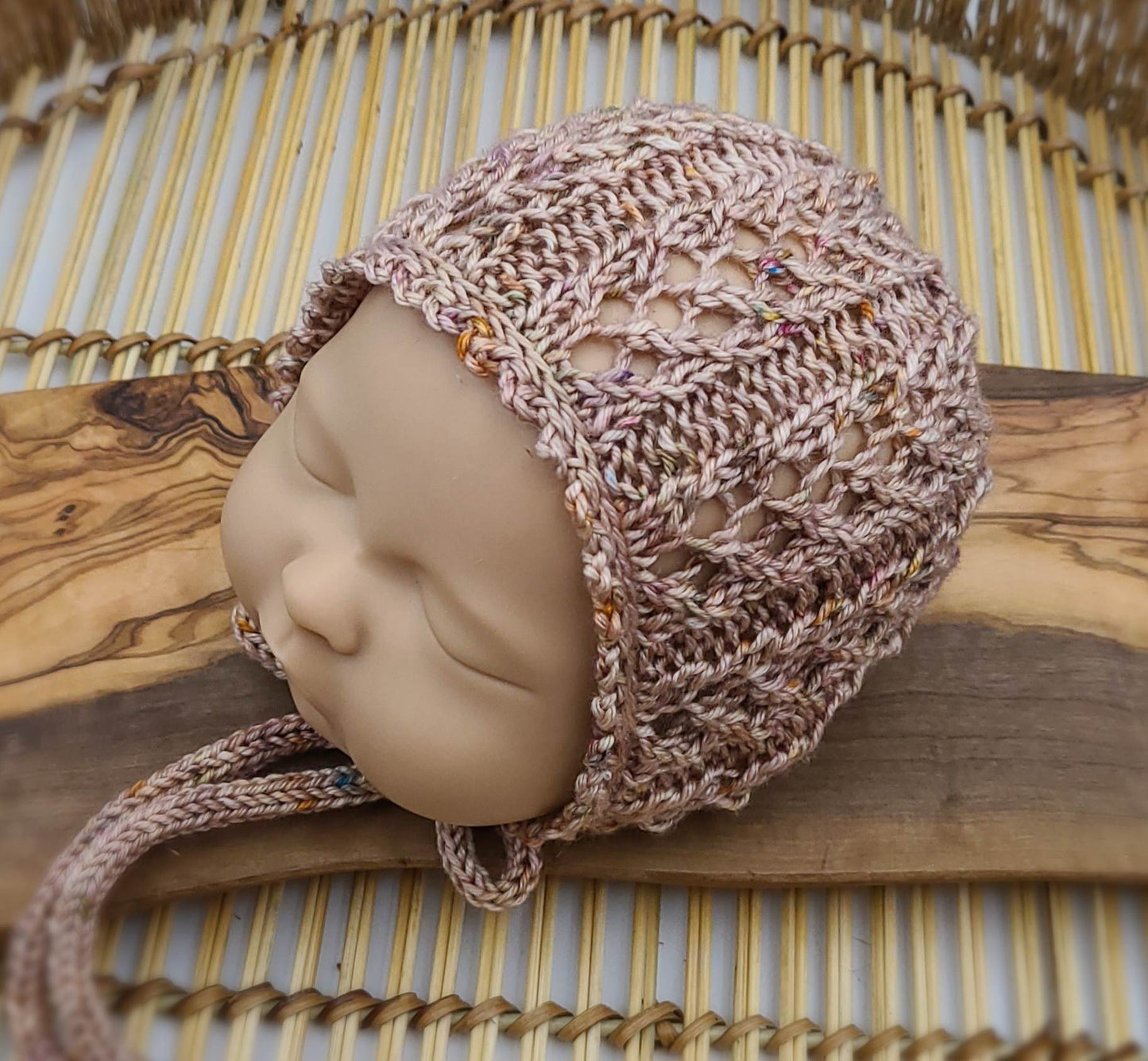 Newborn Elise Bonnet