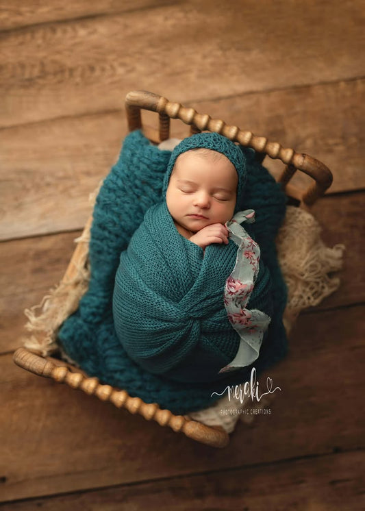 Victoria Bonnet & Wrap80"+ in Green Teal