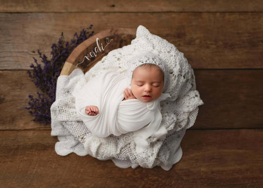 Newborn Victoria Bonnet