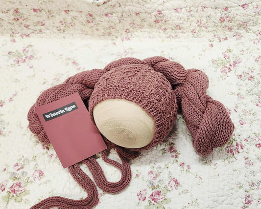 Clare Bonnet & 80"Wrap Set in Wild Berries