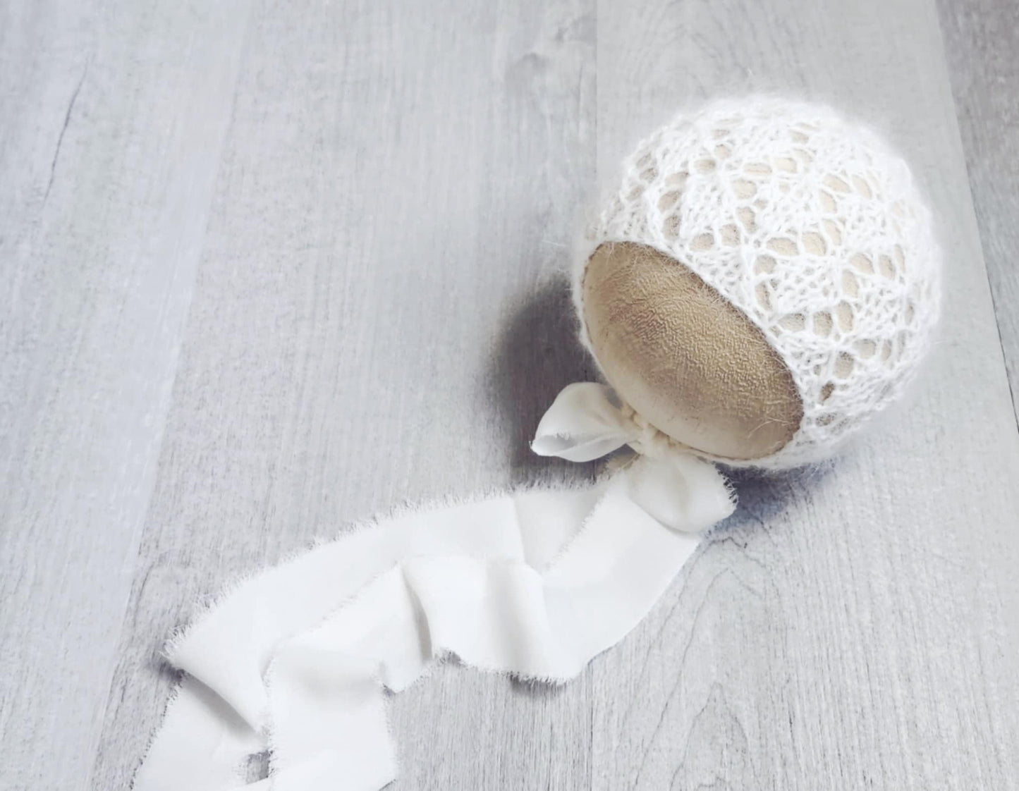 Newborn Victoria Bonnet