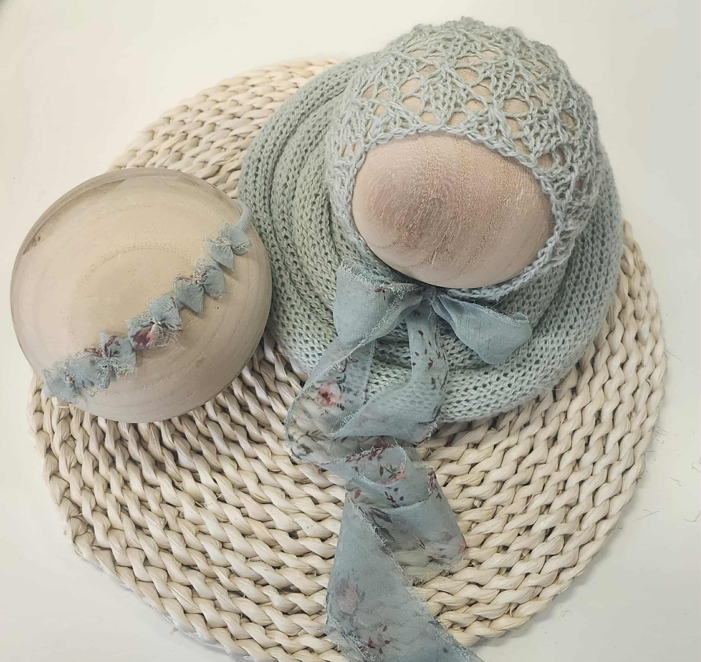 Victoria Bonnet & Wrap 80"+ in Powder Sage