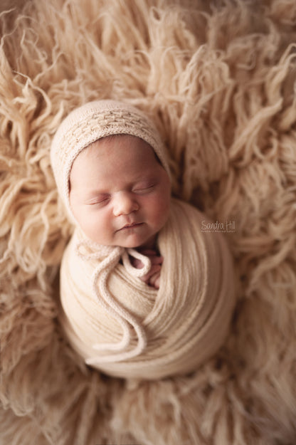 Newborn Flora Bonnet