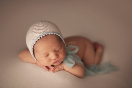 Newborn Bonnet with Trim RTS